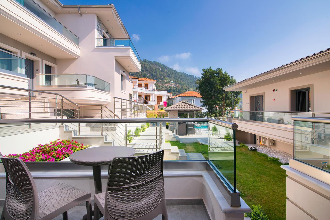 Semiramis Luxury Suites Chrysi Ammoudia Exteriér fotografie